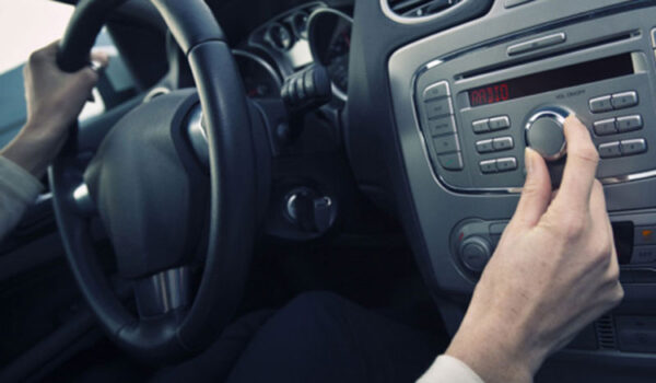Pet najopasnijih pesama za slušanje tokom vožnje